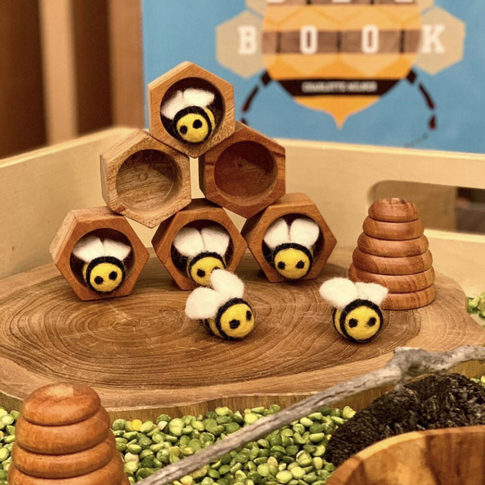 Wooden Honeycomb Bee Hive & Felt Bee Set