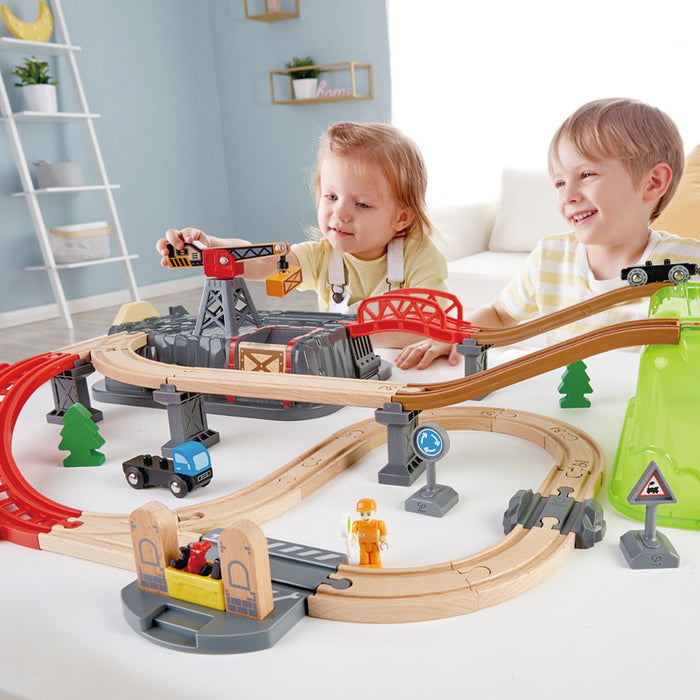 Railway Train Bucket-Builder-Set